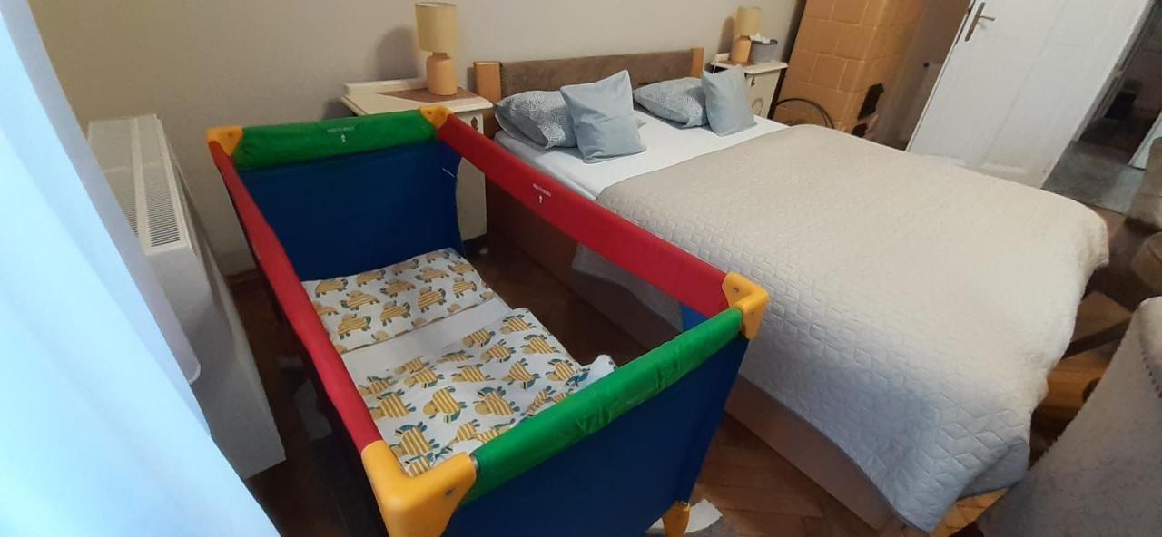 Апартаменты Ekszerdoboz Apartman Эгер Экстерьер фото